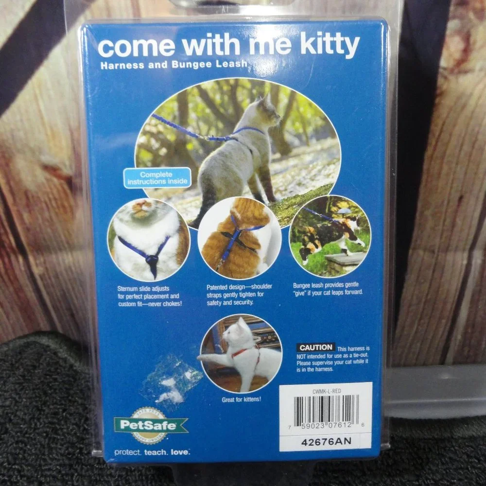 Kitty Pet Safe Come with me RED harness and leash~NWT~Bungee leash~Outdo…